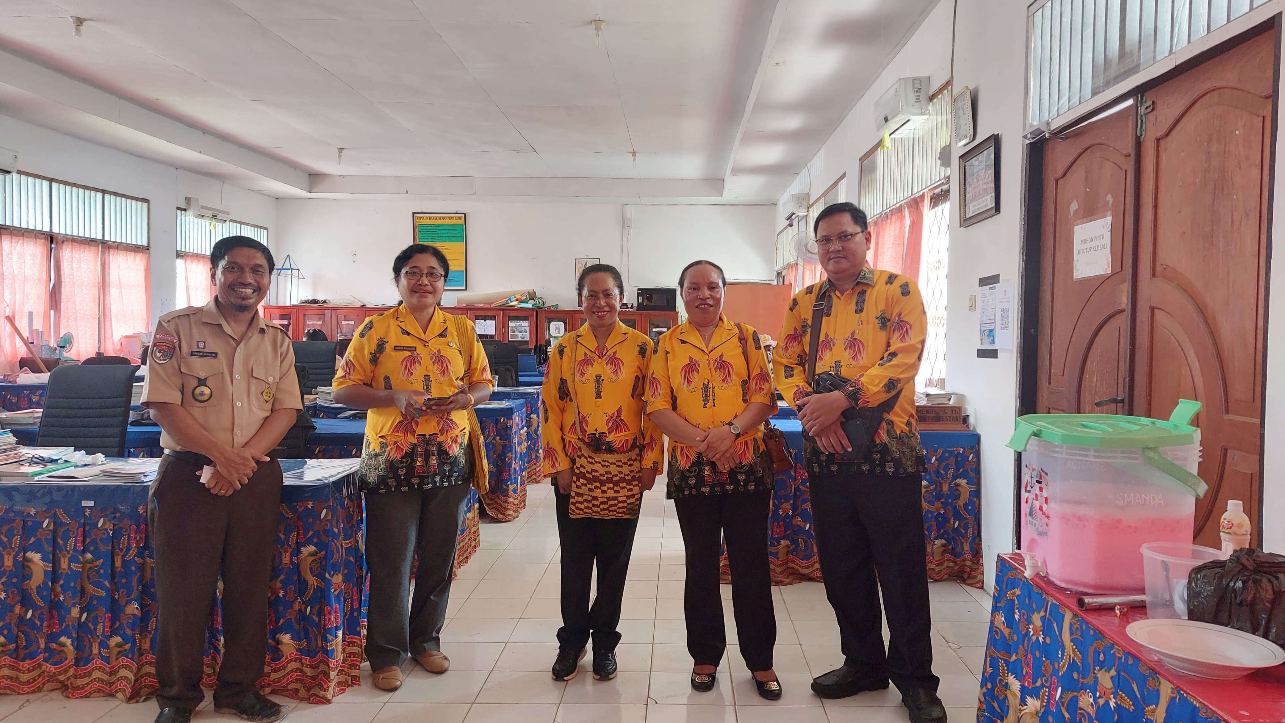 Kemitraan Sekolah